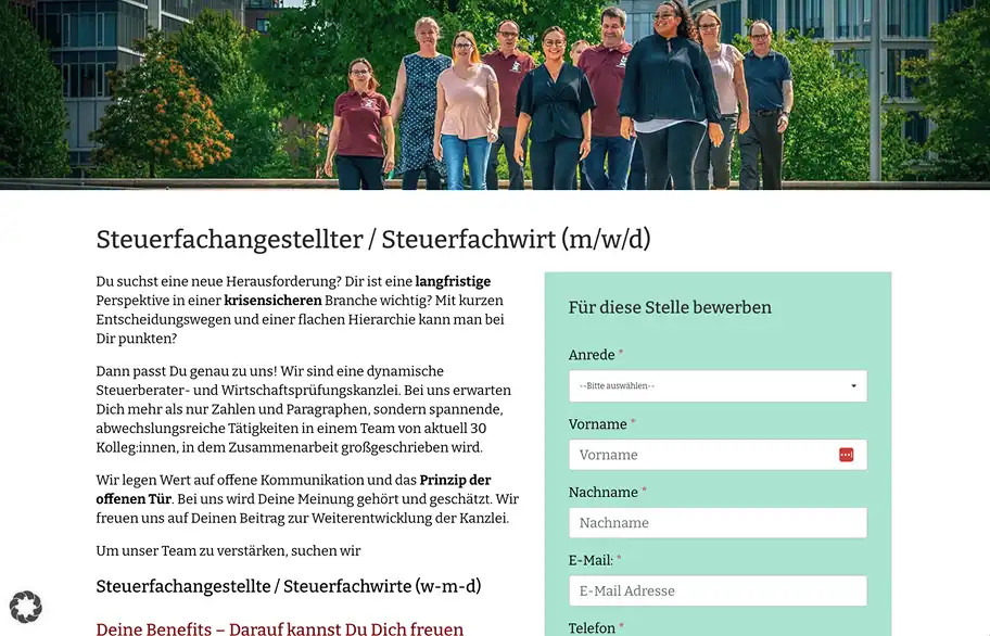 Karrierebereich der Sven Hase Website mit Stellenanzeige und Bewerbungsformular