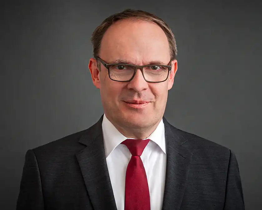 Sven Hase, Kanzleiinhaber